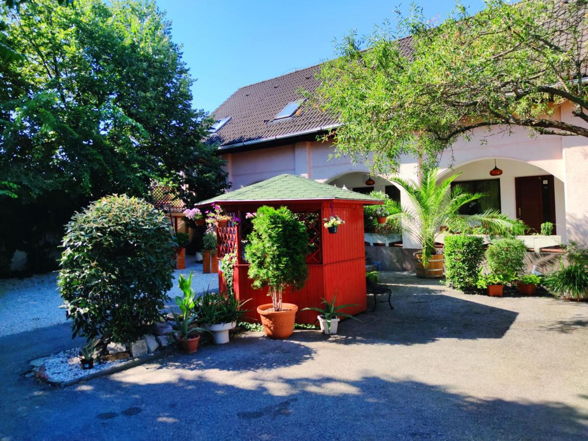 Hotel Oswaldo 부다페스트 외부 사진