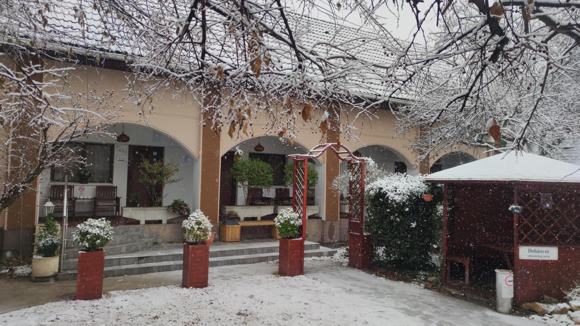 Hotel Oswaldo 부다페스트 외부 사진